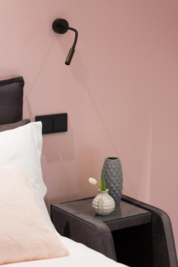 12 Reasons Why Metaxourgeio Aparthotel เอเธนส์ ภายนอก รูปภาพ