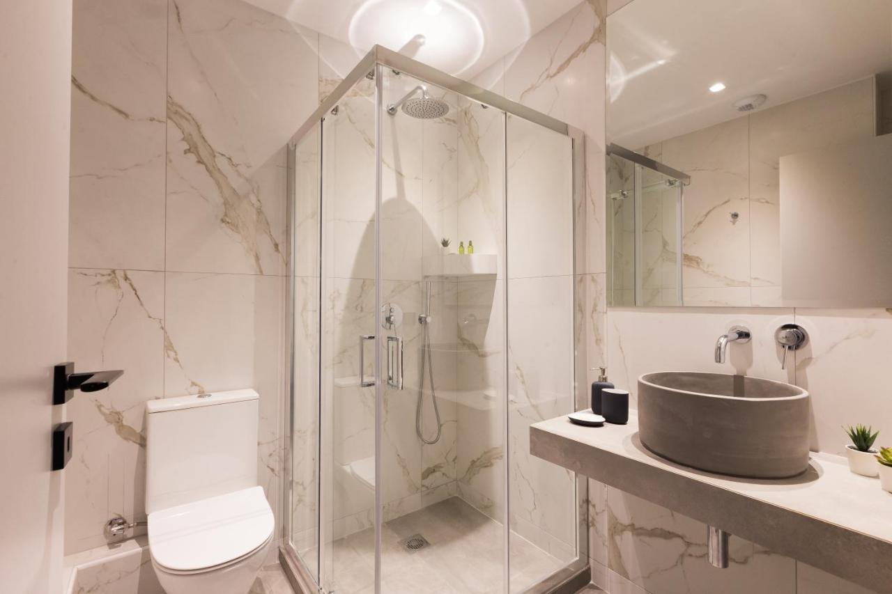 12 Reasons Why Metaxourgeio Aparthotel เอเธนส์ ภายนอก รูปภาพ